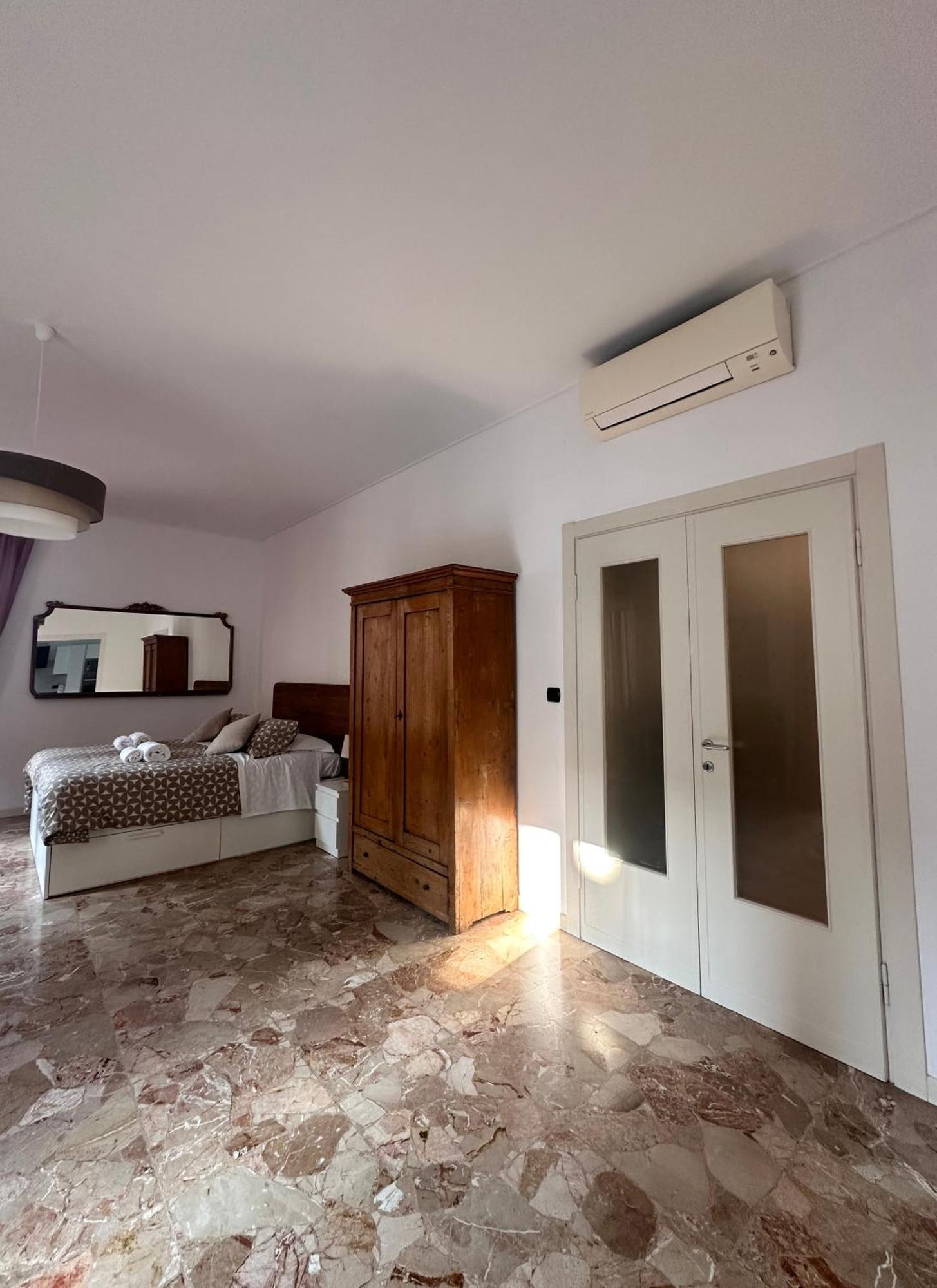 Catullo 12 Ξενοδοχείο Βερόνα Εξωτερικό φωτογραφία