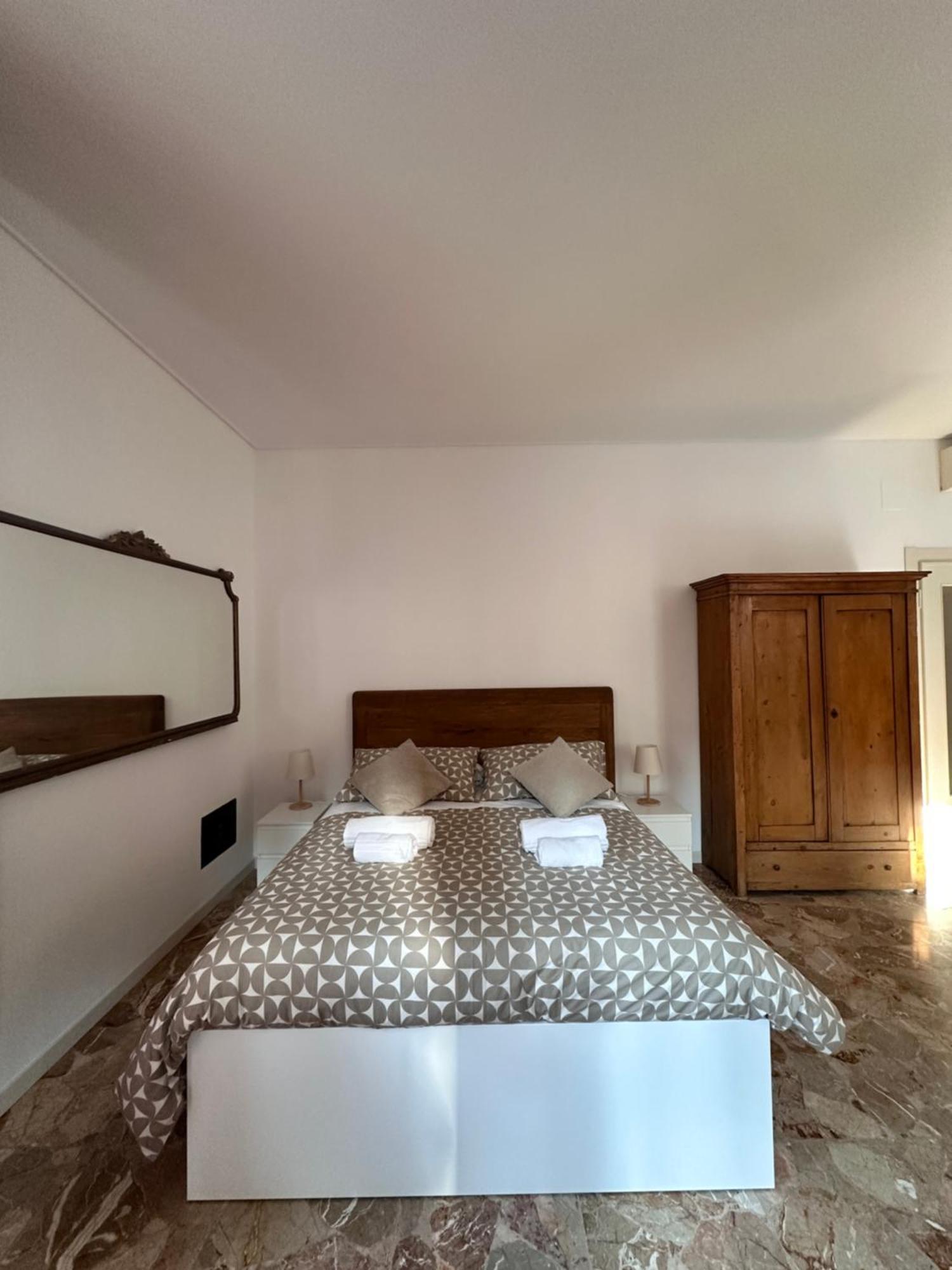 Catullo 12 Ξενοδοχείο Βερόνα Εξωτερικό φωτογραφία